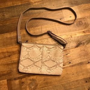Snakeskin Stylish Crossbody/Clutch